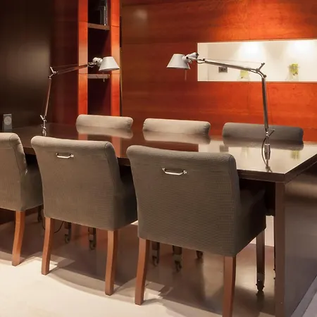 Hotel Ciudad De 4*