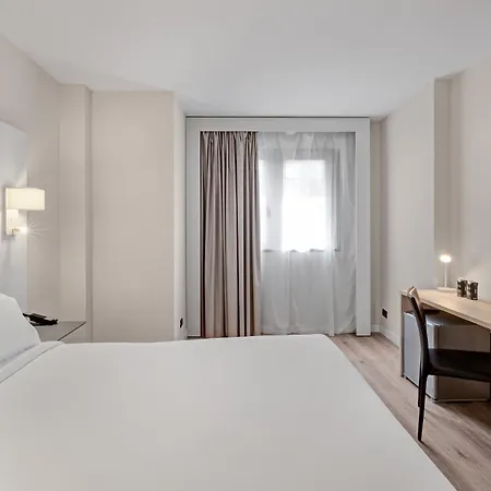 Ciudad De 4*