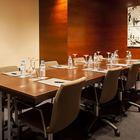 Hotel Ciudad De 4*