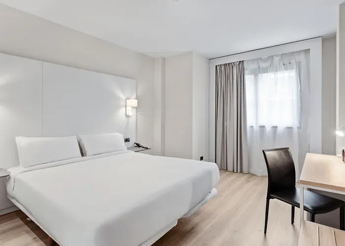 Ciudad De 酒店 4*